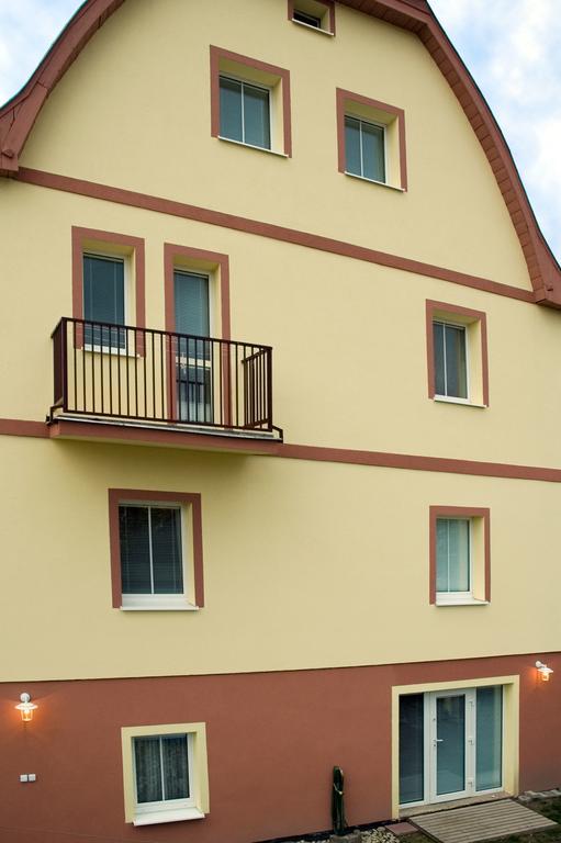 Pension Villa Maria Карлови Вари Екстериор снимка